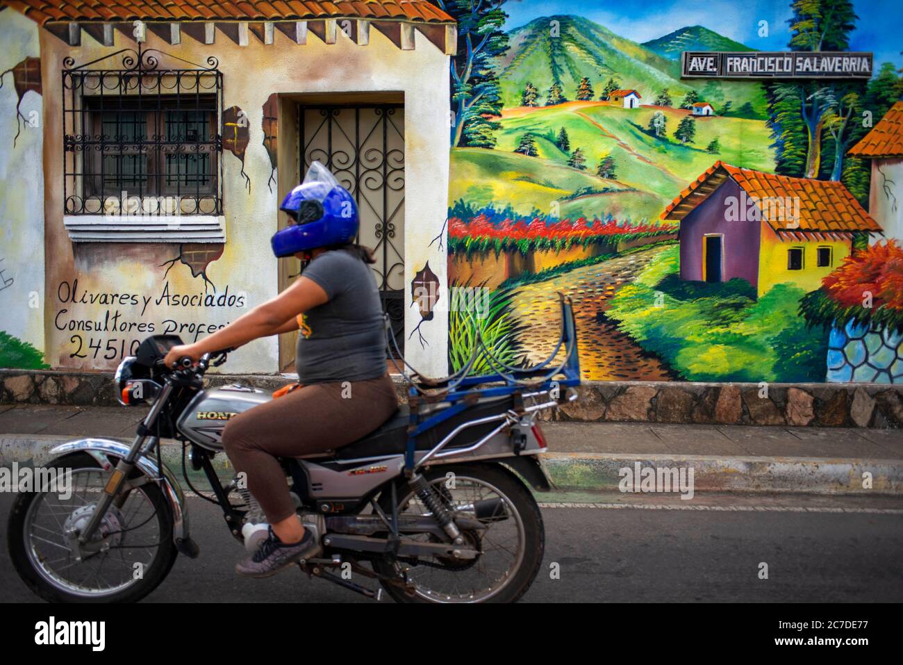Motorbike and Wall street art graffiti in Salcoatitan Sonsonate El Salvador Central America. Ruta De Las Flores, Department Of Sonsonate. Stock Photo