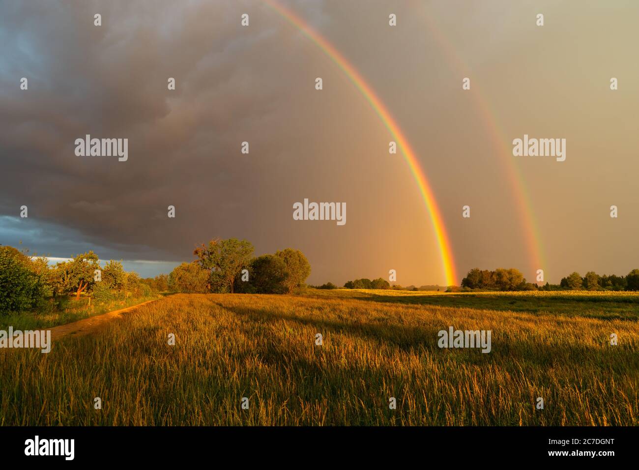 Rain cloud rainbow hi-res stock photography and images - Alamy