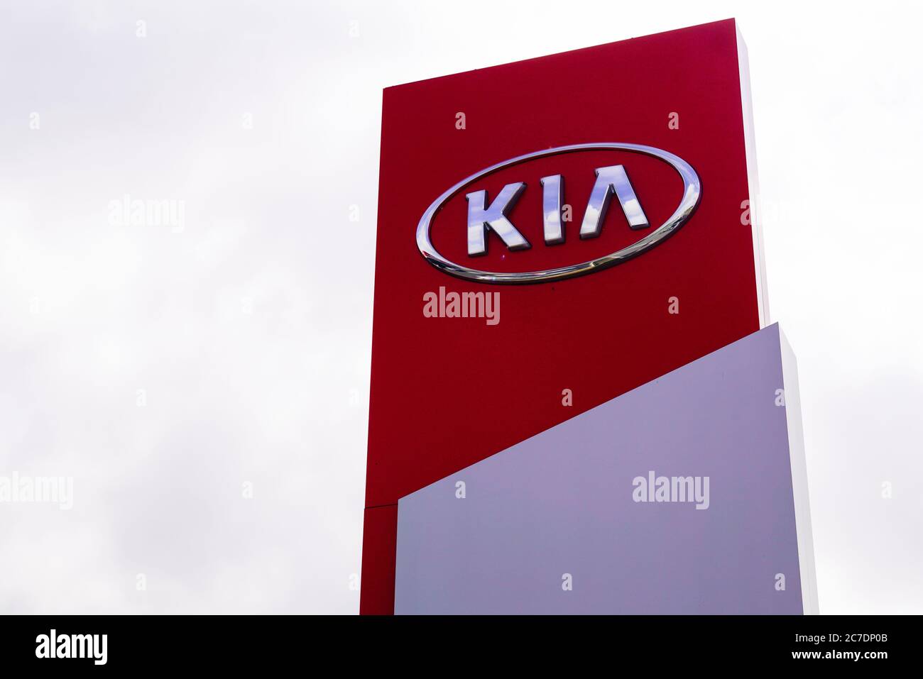 Bordeaux , Aquitaine / France - 07 07 2020 : kia logo sign text on store of korean car dealership Stock Photo