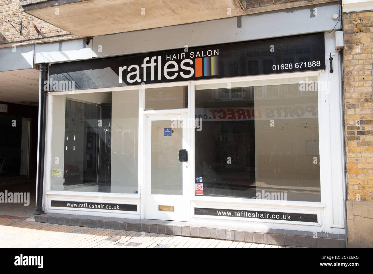 Hair salon closed down hires stock photography and images Alamy