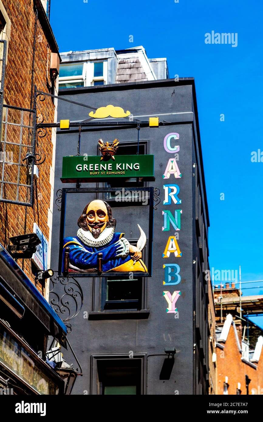 Sign for Shakespeares Head Pub, a Greene King chain pub, Carnaby, Soho, London Stock Photo