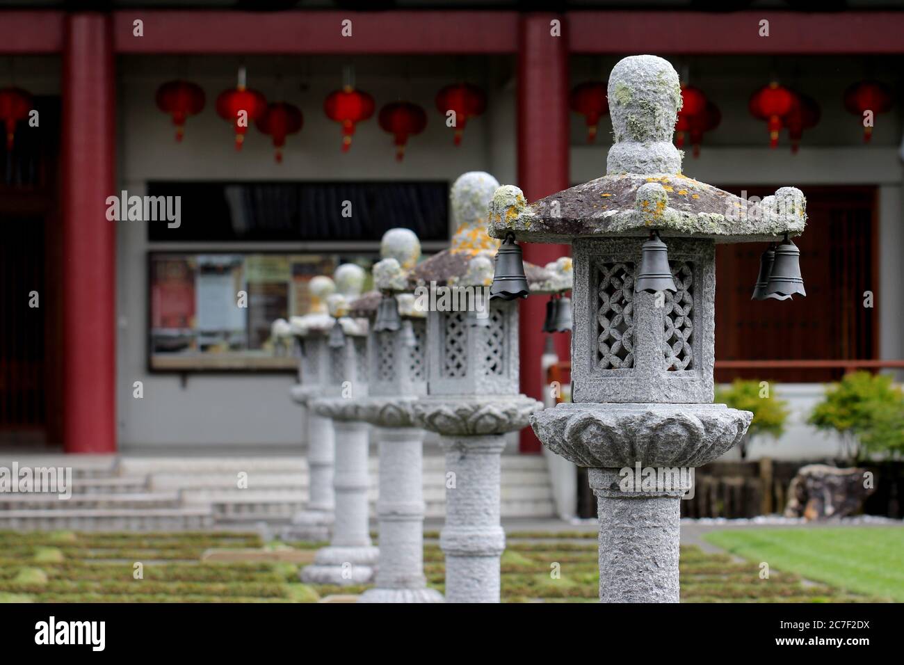 Horizontal shot of Fo Guang Shan temple, the largest Buddhist temple in Auckland Stock Photo