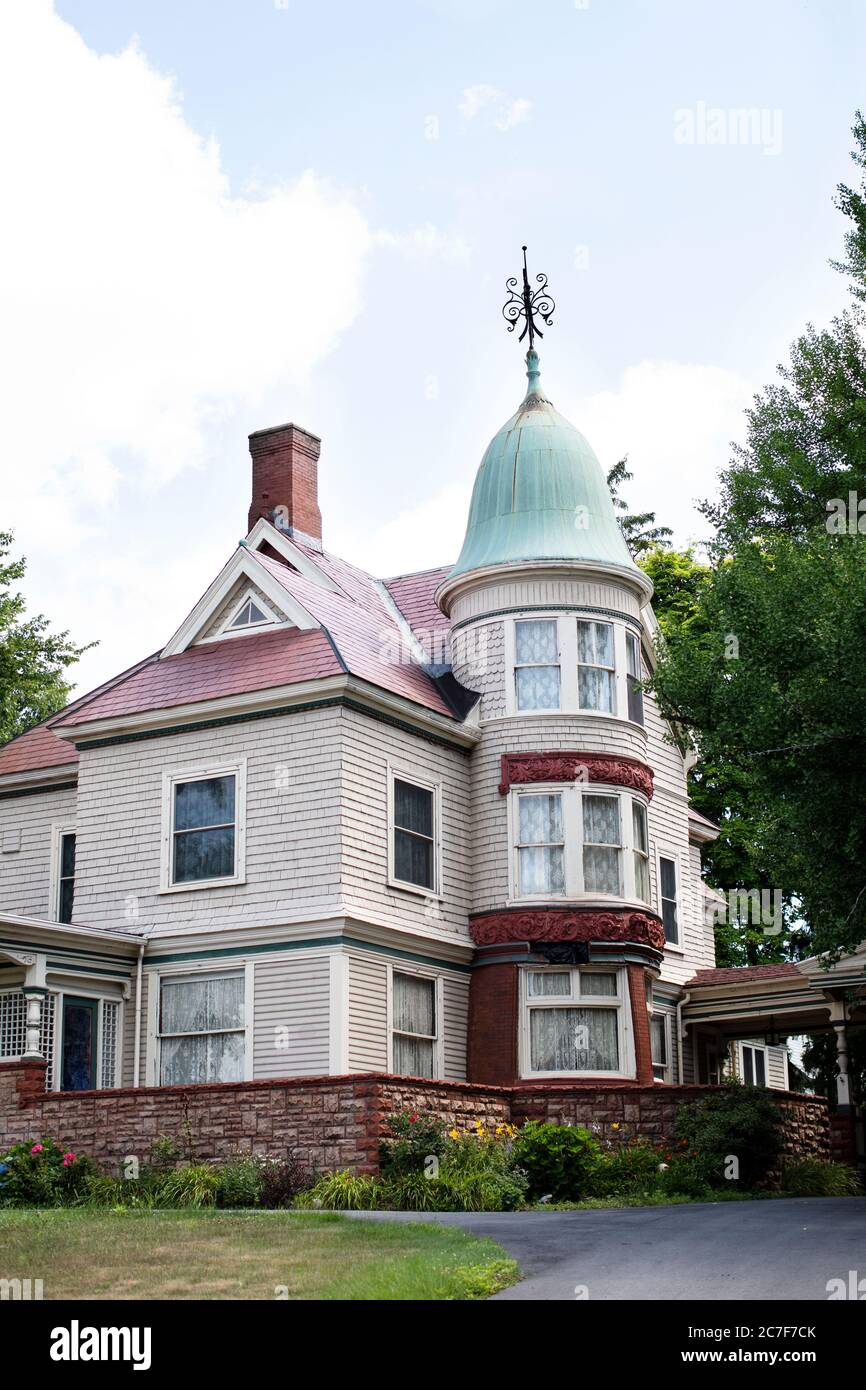 A Victorian house on Concord Street in the historic district of Nashua