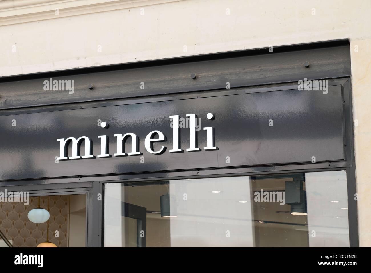 Bordeaux , Aquitaine / France - 07 07 2020 : Minelli logo text sign shop in  front of store Vivarte group French chain of fashion retailers shoes Stock  Photo - Alamy