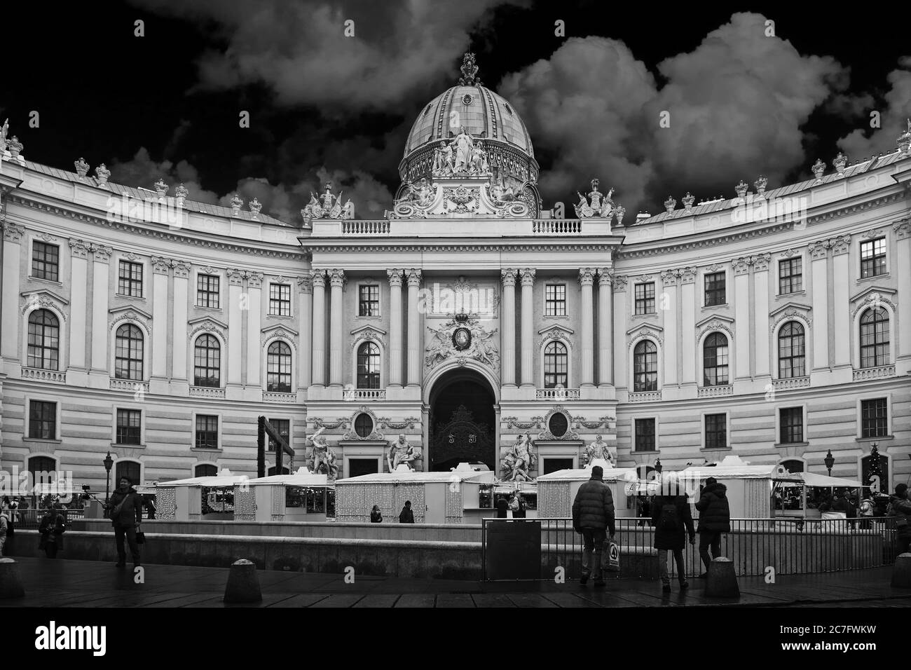 Palace of the imperial view Black and White Stock Photos & Images - Alamy