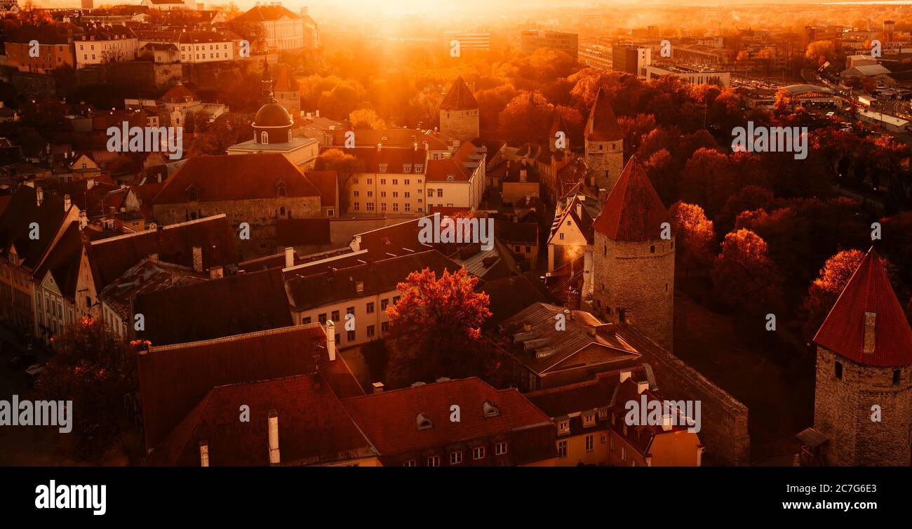 Centro historico de tallinn hires stock photography and images Alamy