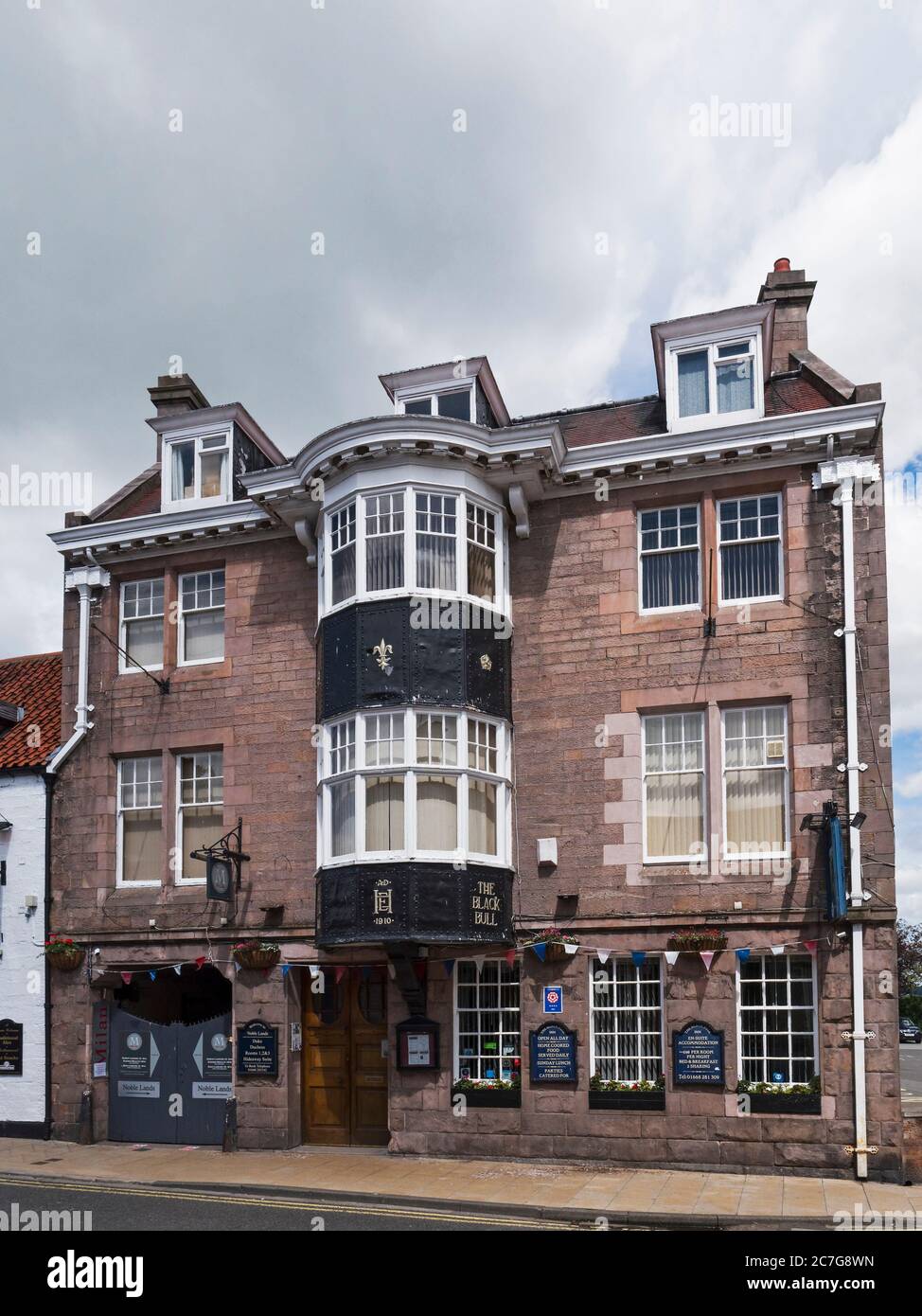 Black Bull Inn at Wooler Northumberland, UK dates back to the 17th century. Stock Photo