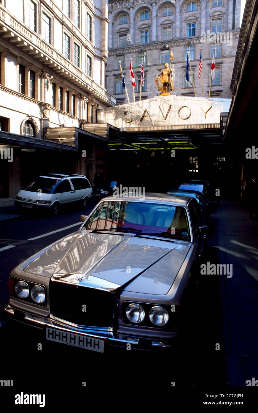 London England The Savoy Hotel Bentley Parked outside Stock Photo