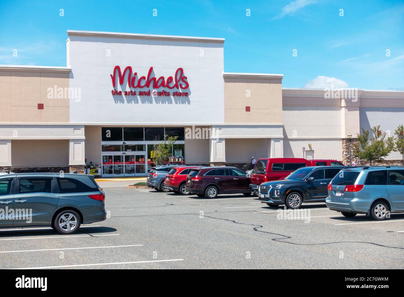 Michaels Stock Photo - Download Image Now - Store, Craft, Art And Craft -  iStock