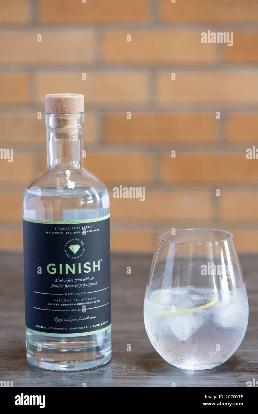 A nonalcoholic 'gin and tonic' made with Ginish alcohol free spirit