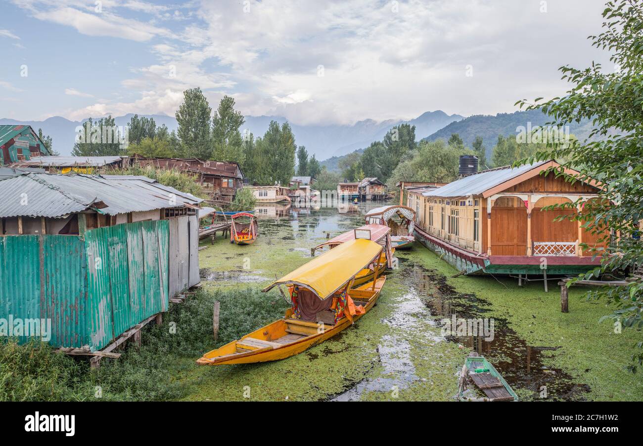 Empty and closed hotels on Dal lake in Srinagar, Kashmir Stock Photo