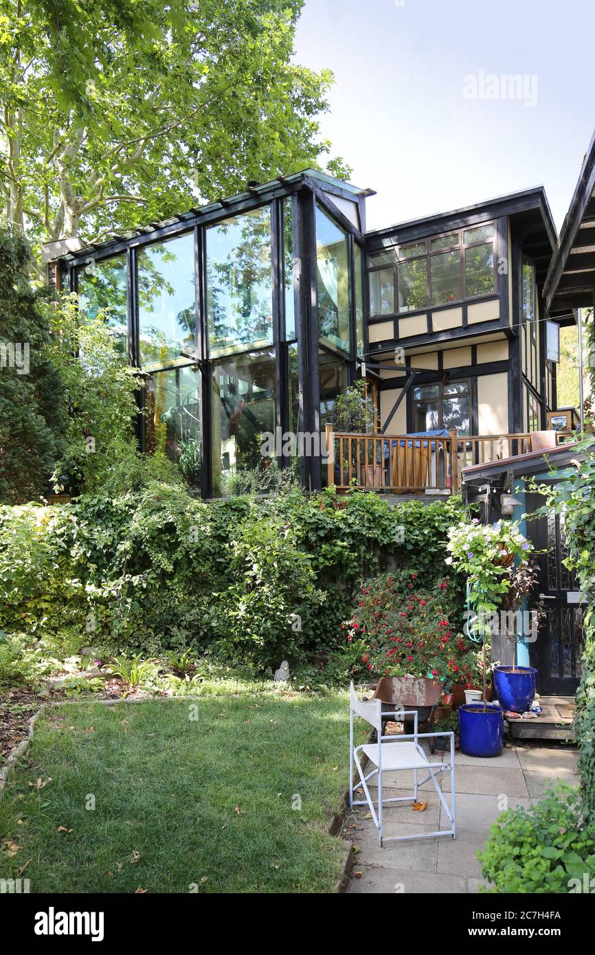 Walters Way, Honor Oak, London. Selfbuilt, timberframed houses