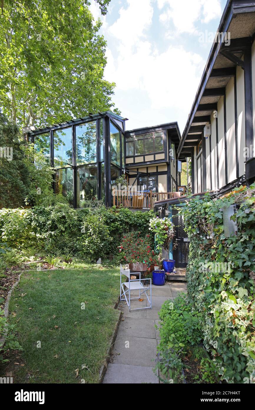Walters Way, Honor Oak, London. Selfbuilt, timberframed houses