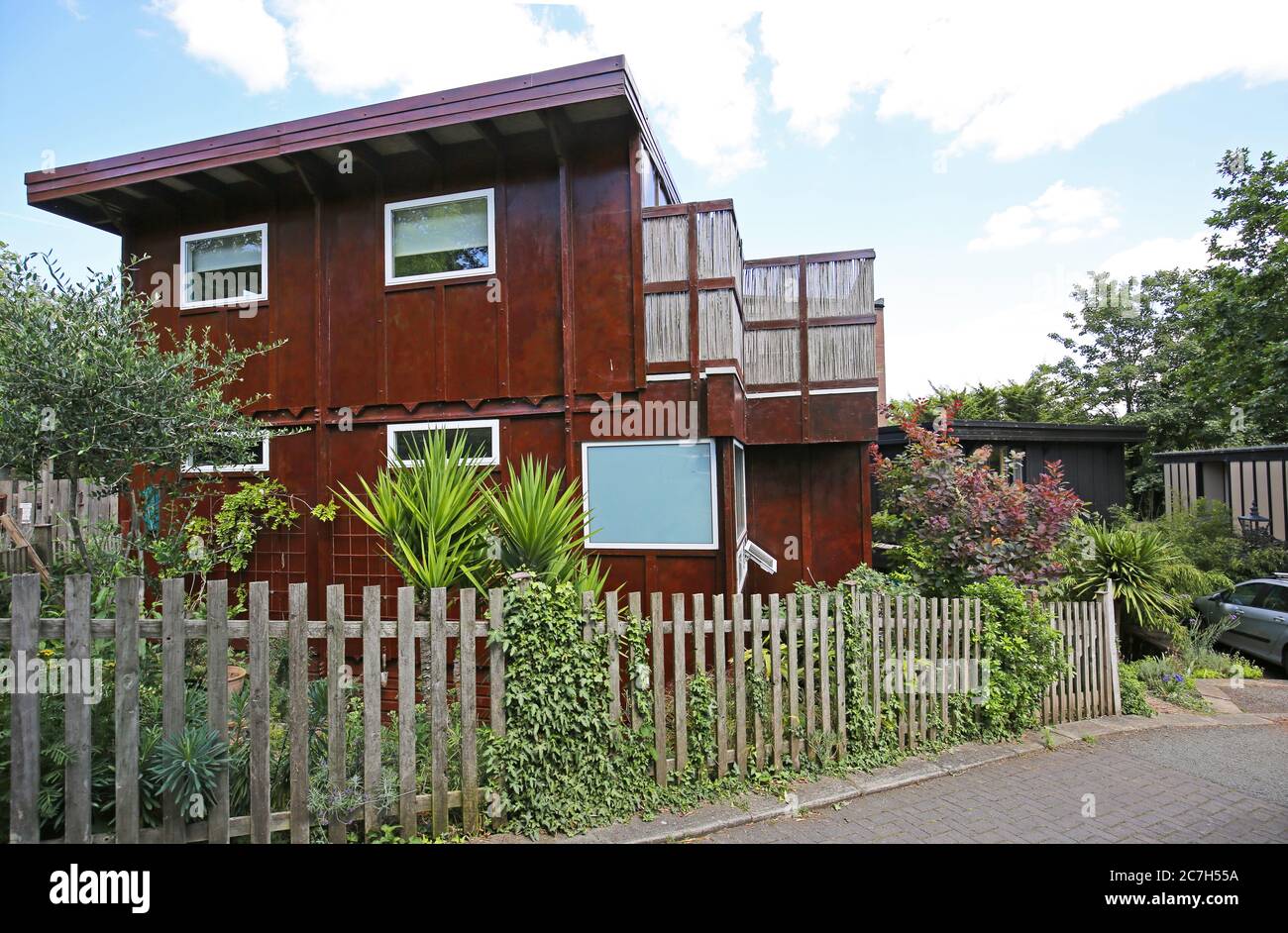 Walters Way, Honor Oak, London. Selfbuilt, timberframed houses