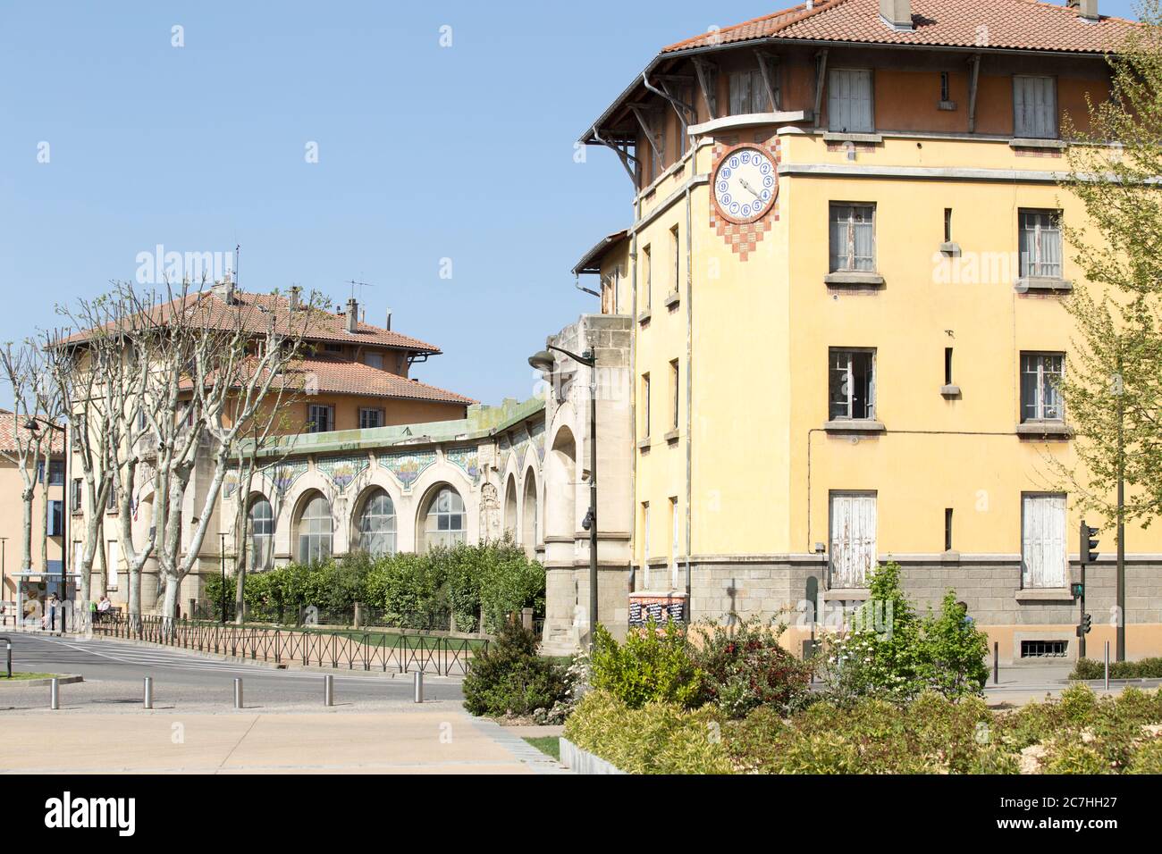 France School Building High Resolution Stock Photography and Images - Alamy