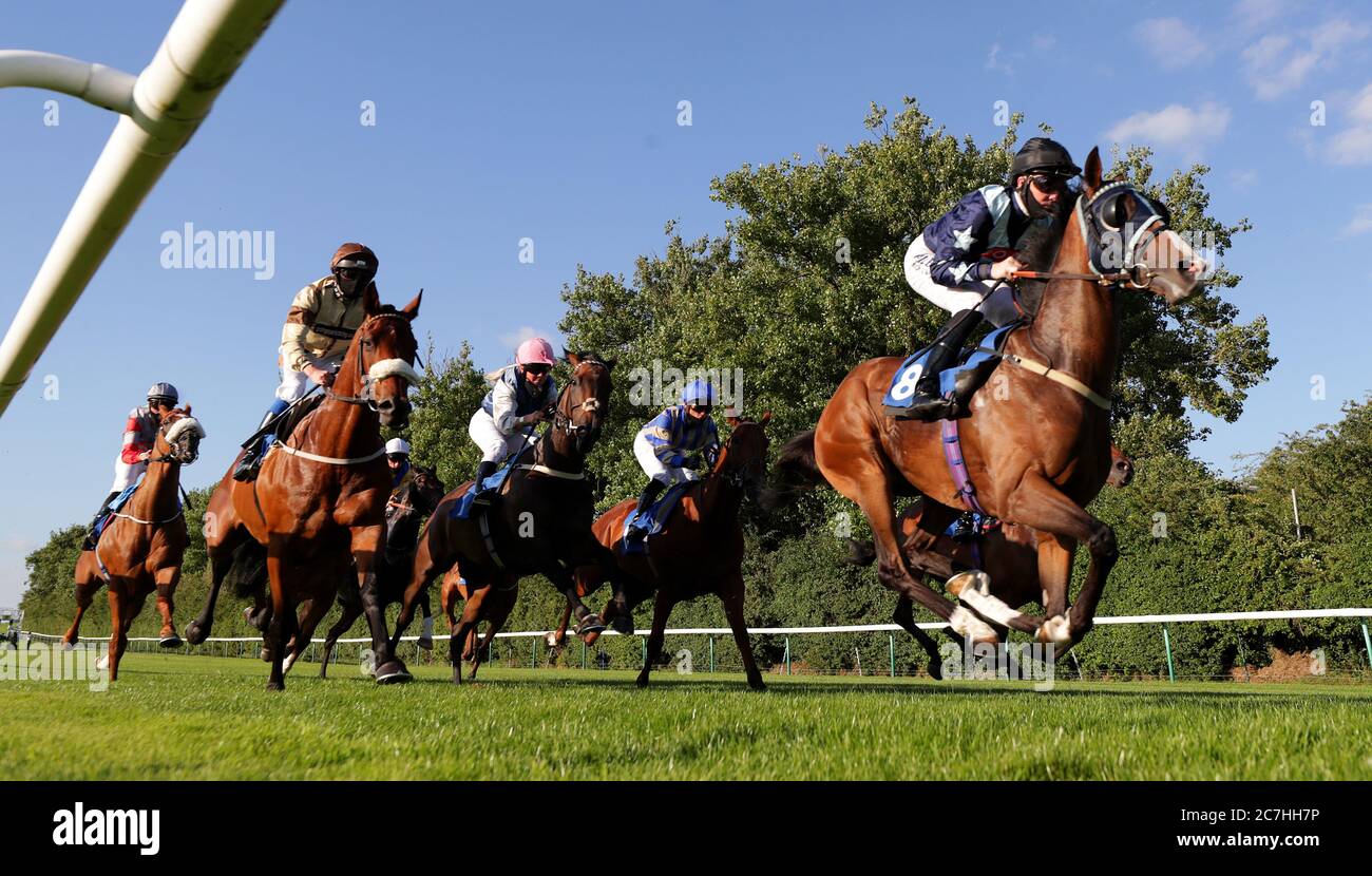 Ej walsh back left leicester racecourse hi-res stock photography