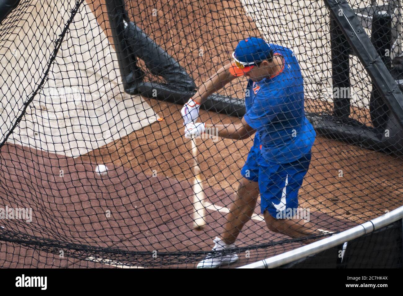 Travis d'Arnaud and Michael Conforto at batting practice