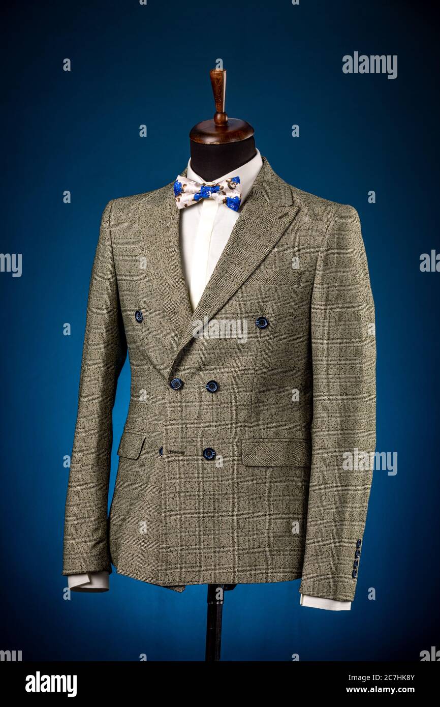 Grey coat with on sale tie