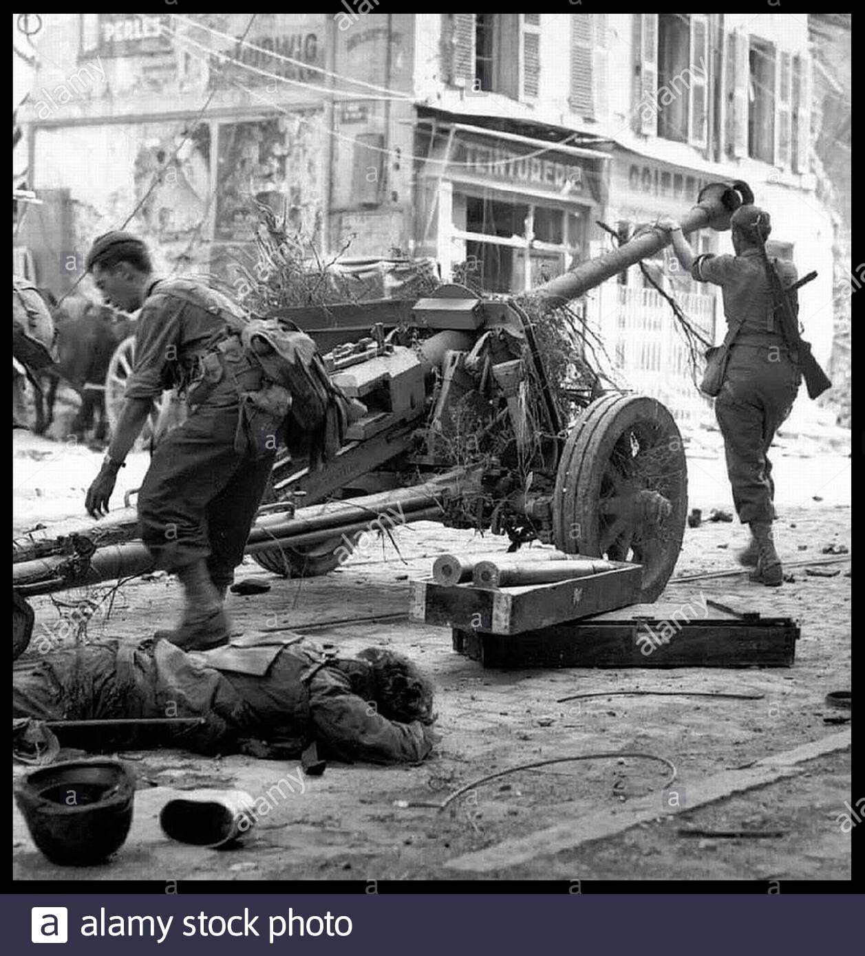 Pak Anti Tank Gun High Resolution Stock Photography and Images - Alamy