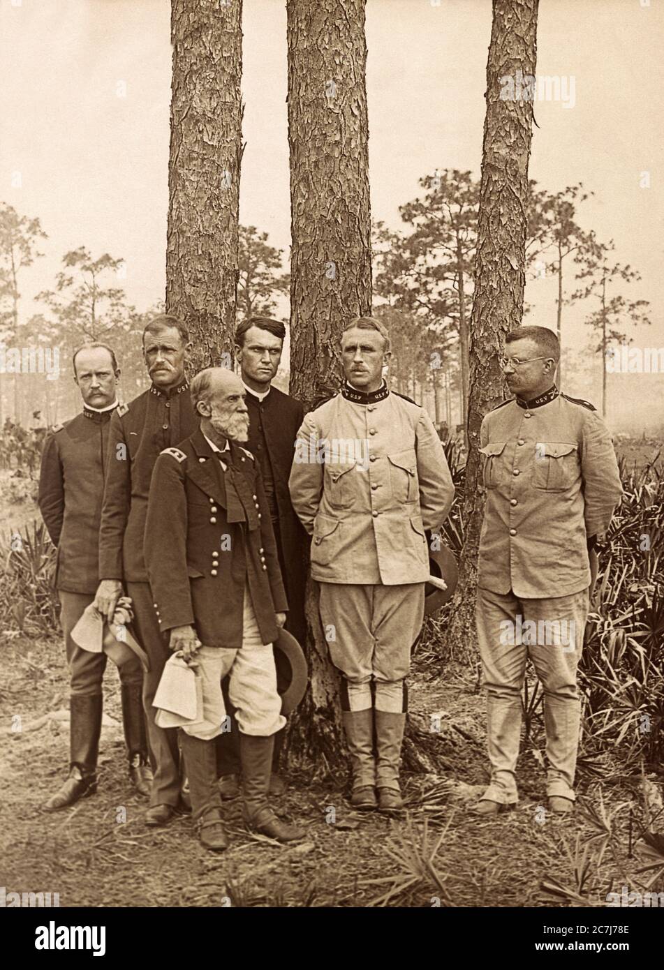 Staff of the 1st US Volunteer Regiment, the 'Rough Riders', (front row, right to left): Theodore Roosevelt, Leonard Wood and former Civil War Confederate General, Joseph Wheeler, (Back row, right to left): Chaplain Henry A. Brown, Major Alexander Oswald Brodie and Major George Dunn, Tampa, Florida, USA, Underwood & Underwood, 1898 Stock Photo