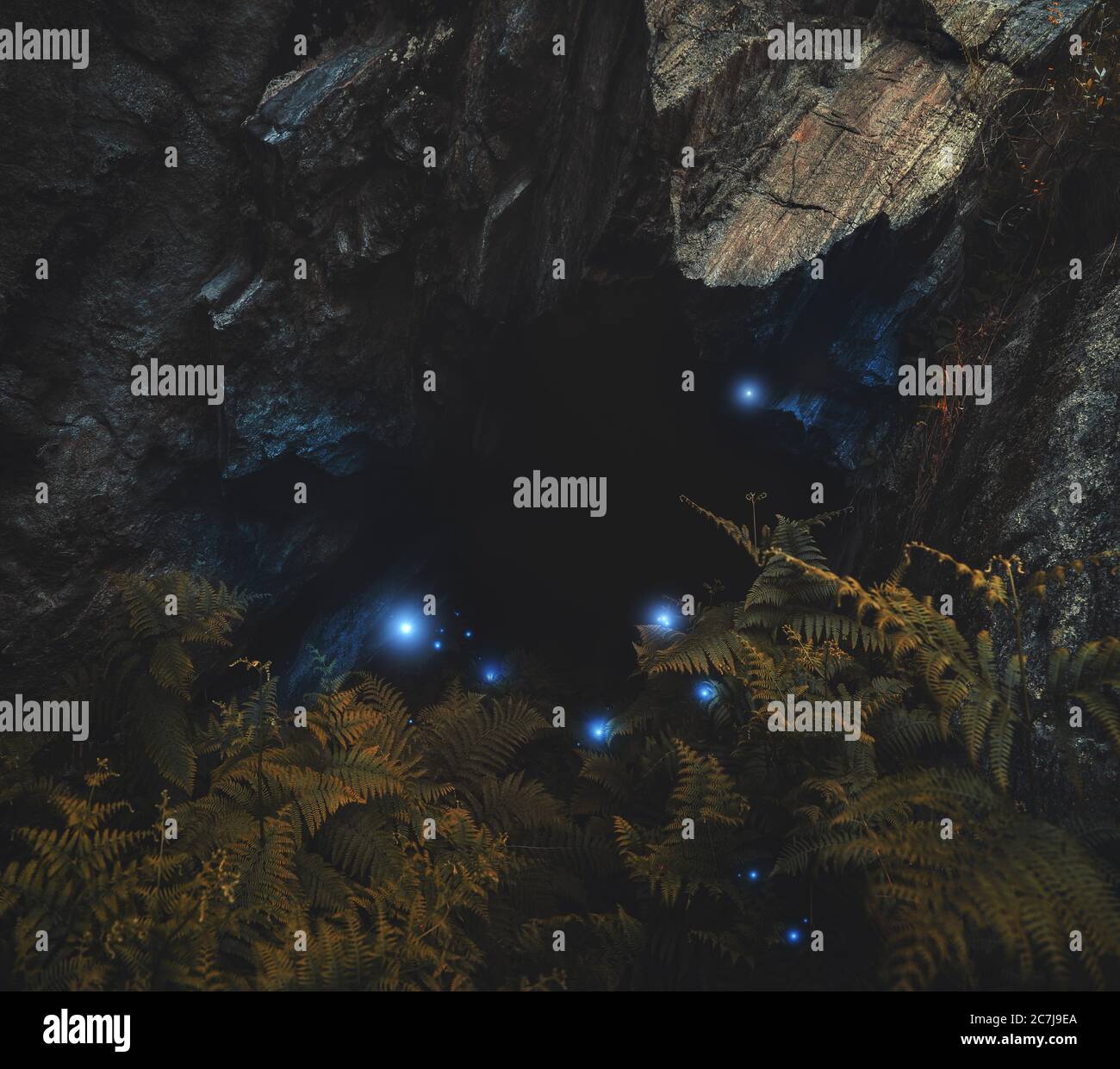 Fantasy cave hi-res stock photography and images - Alamy