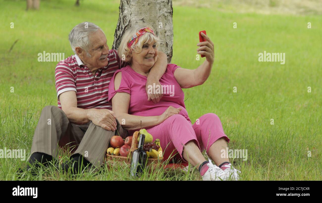 Mature Married Couple Webcams