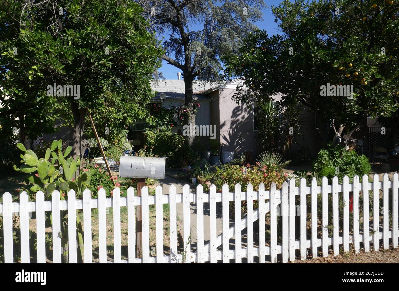 Pacoima, California, USA 17th July 2020 A general view of atmosphere of Ritchie Valen's former home on July 17, 2020 at 13428 W. Remington Street in Pacoima, California, USA. Photo by Barry King/Alamy Stock Photo Stock Photo
