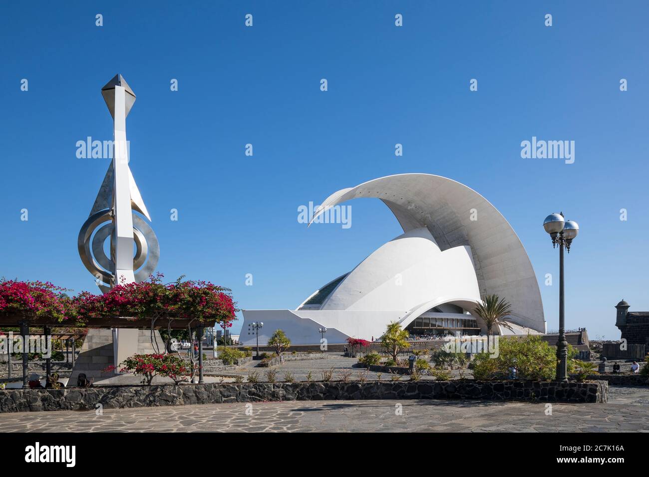 Auditorium By Architect Santiago Calatrava Congress And Concert Hall auditorium-by-architect-santiago-calatrava-congress-and-concert-hall