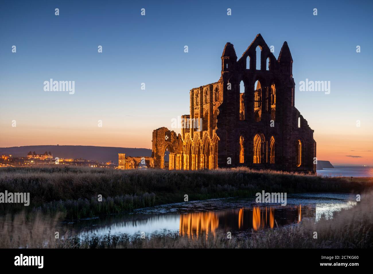 Gothic Ruins Of Whitby Abbey North Yorkshire England Stock Photo Alamy Gothic Ruins Of Whitby Abbey North Yorkshire England Stock Photo Alamy