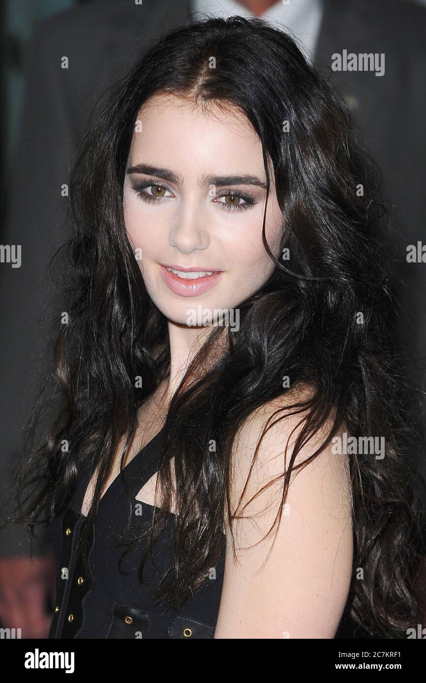 Lily Collins attends The European Premiere of Abduction, BFI Imax, London. 26th September 2011  © Paul Treadway Stock Photo