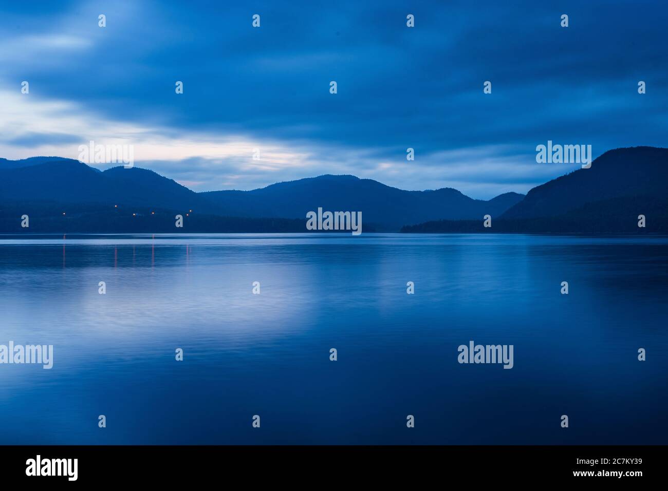 Dark Gloomy Hi res Stock Photography And Images Alamy dark-gloomy-hi-res-stock-photography-and-images-alamy