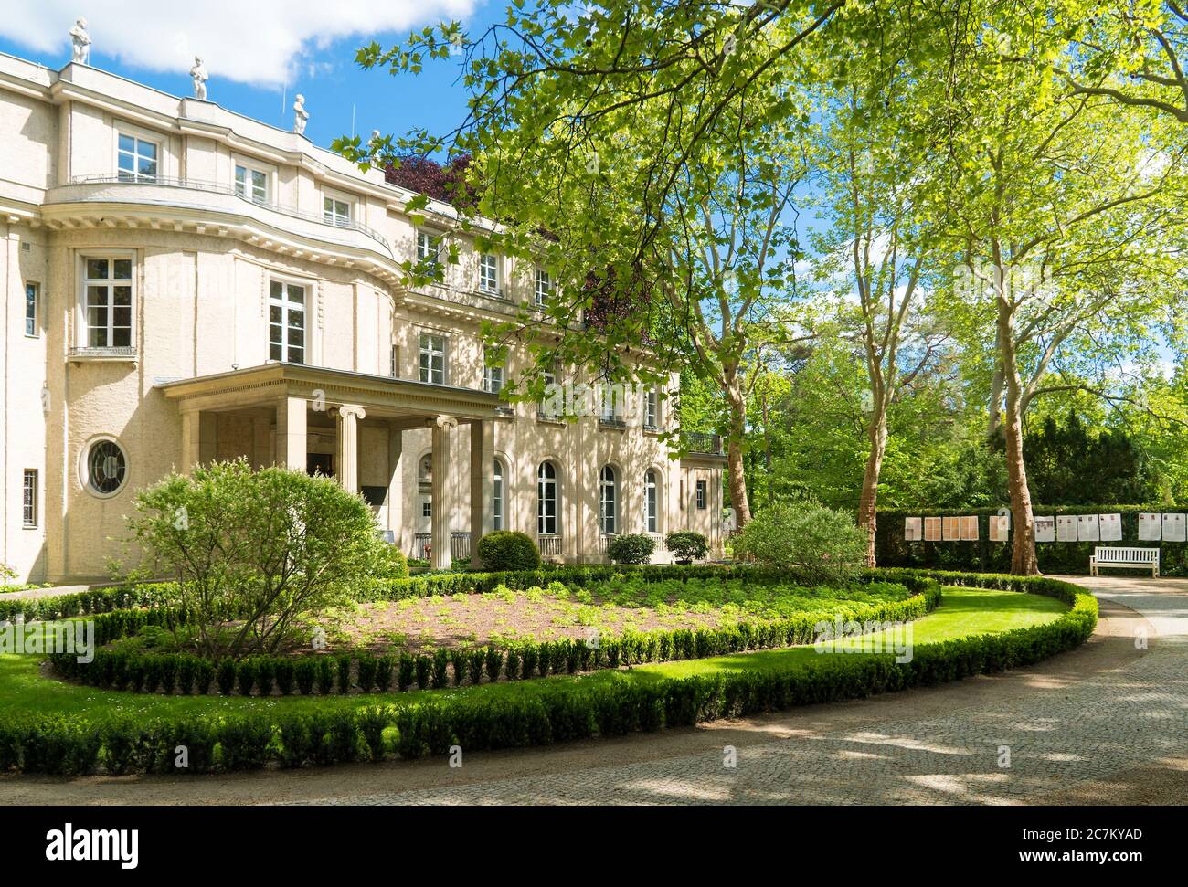 Berlin, Wannsee, House of the Wannsee Conference, driveway, main portal