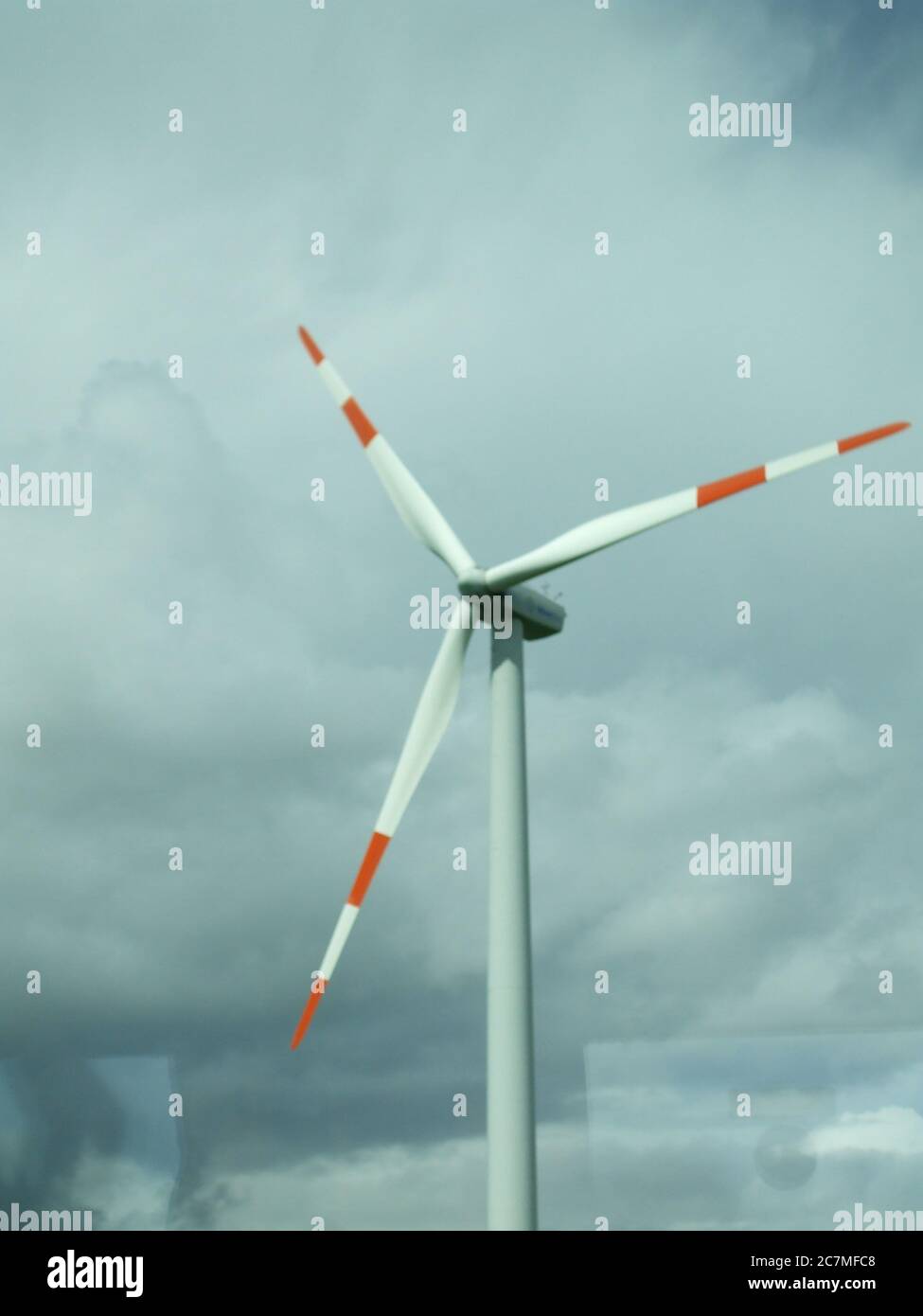 Wind Fans High Resolution Blue line wind sun icon hi-res stock photography and images - Alamy