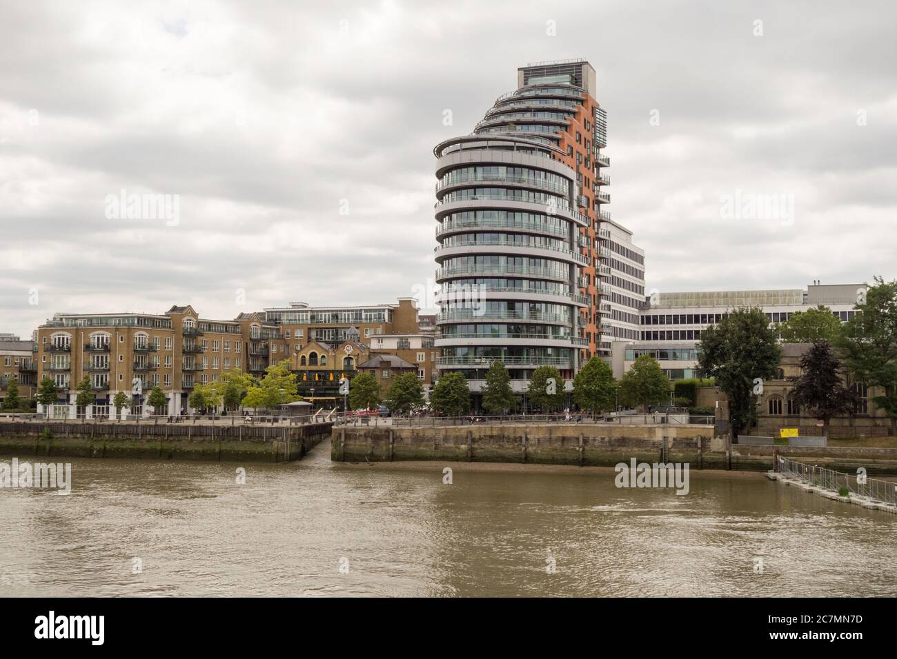 Patel Taylor Architects' Putney Wharf Tower apartment block next to