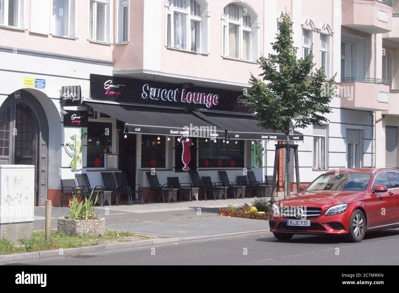 Die Shisha-Bar Sweet Lounge am Brunsbütteler Damm in Berlin-Spandau Stock Photo