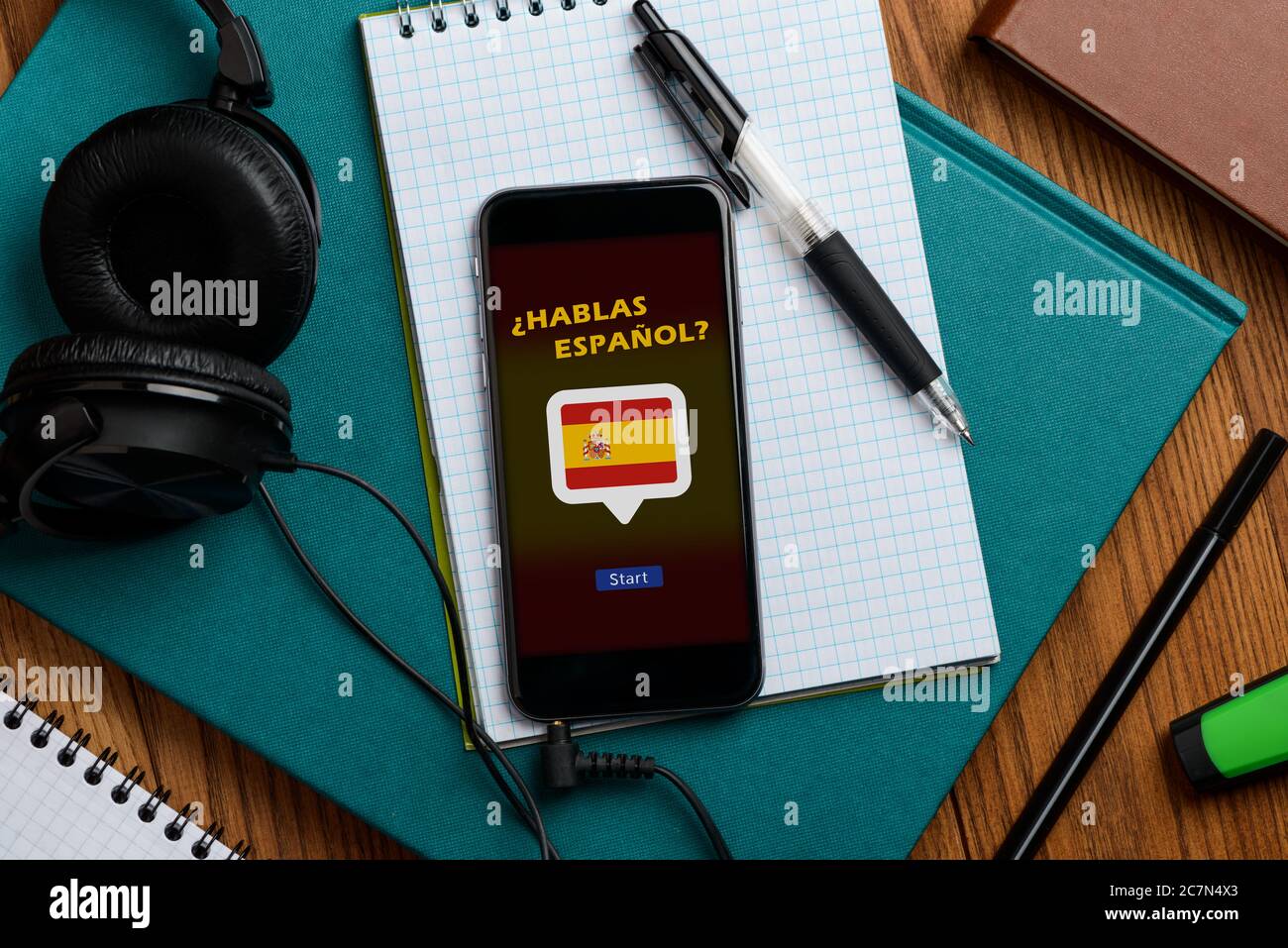 New language headphones hires stock photography and images Alamy