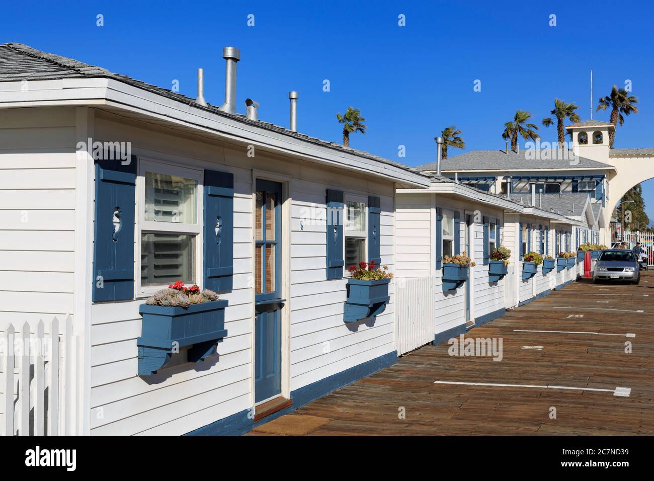 Cottages On Crystal Pier Pacific Beach San Diego California Usa 2C7ND39 