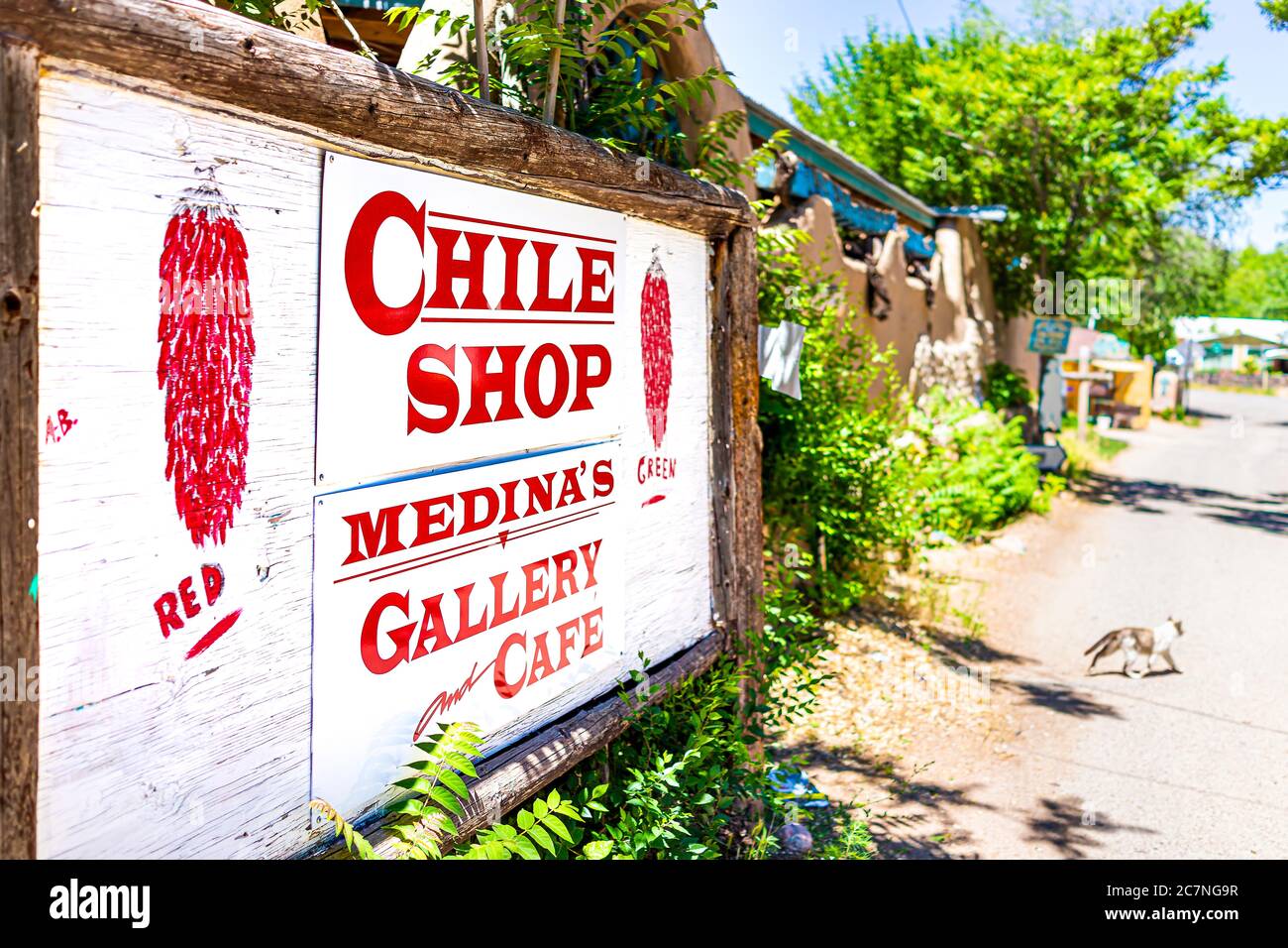 Santuario de chimayo gift shop hires stock photography and images Alamy