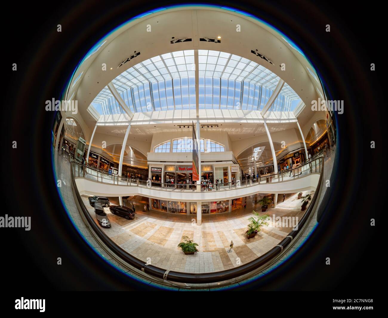 Las Vegas, JAN 7, 2021 - Interior view of the Galleria at Sunset shopping  mall Stock Photo - Alamy