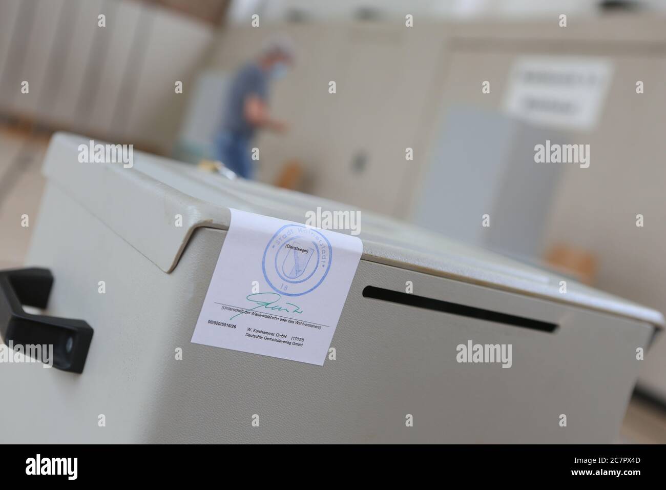 Halberstadt, Germany. 13th July, 2020. A sealed ballot box for the mayoral election is placed in a polling station. In the run-off vote, two candidates apply for the office of Lord Mayor of Halberstadt and for the move into the town hall. Credit: Matthias Bein/dpa-Zentralbild/ZB/dpa/Alamy Live News Stock Photo