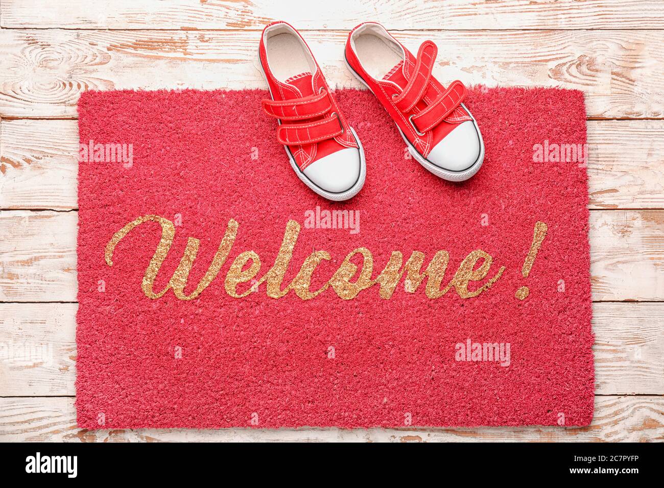 Wipe shoes hires stock photography and images Alamy