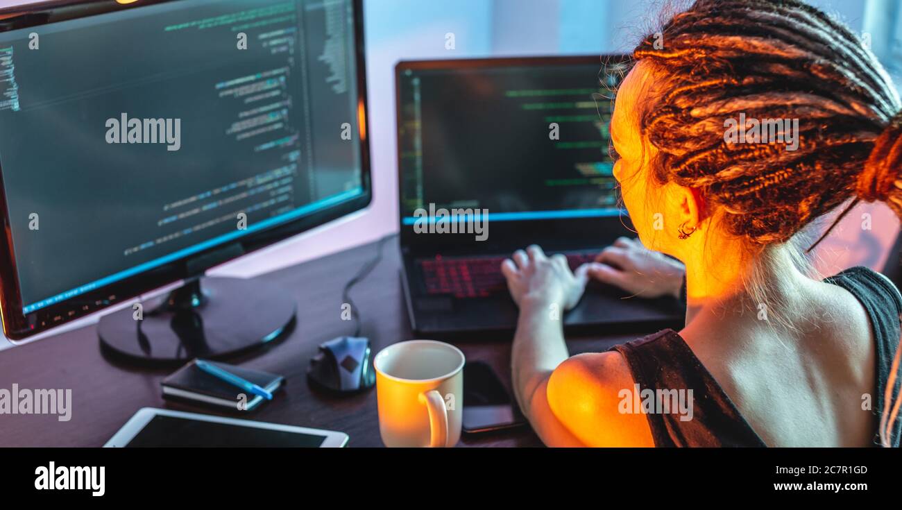 Software Developer Female High Resolution Stock Photography and Images ...