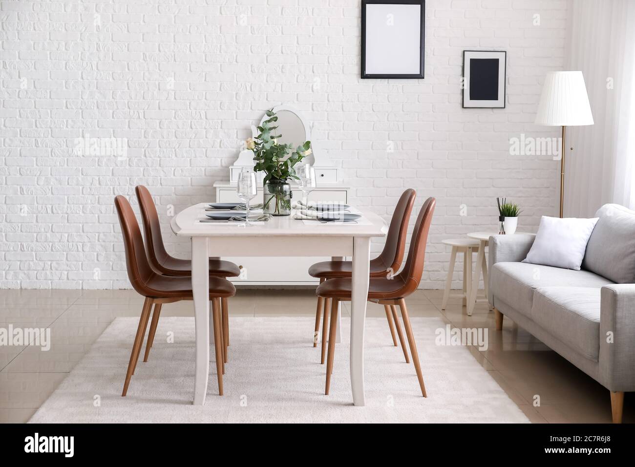 Interior of modern stylish dining room Stock Photo - Alamy
