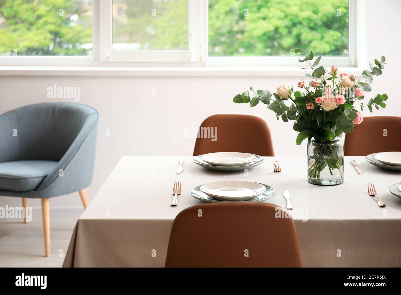 Interior of modern stylish dining room Stock Photo - Alamy