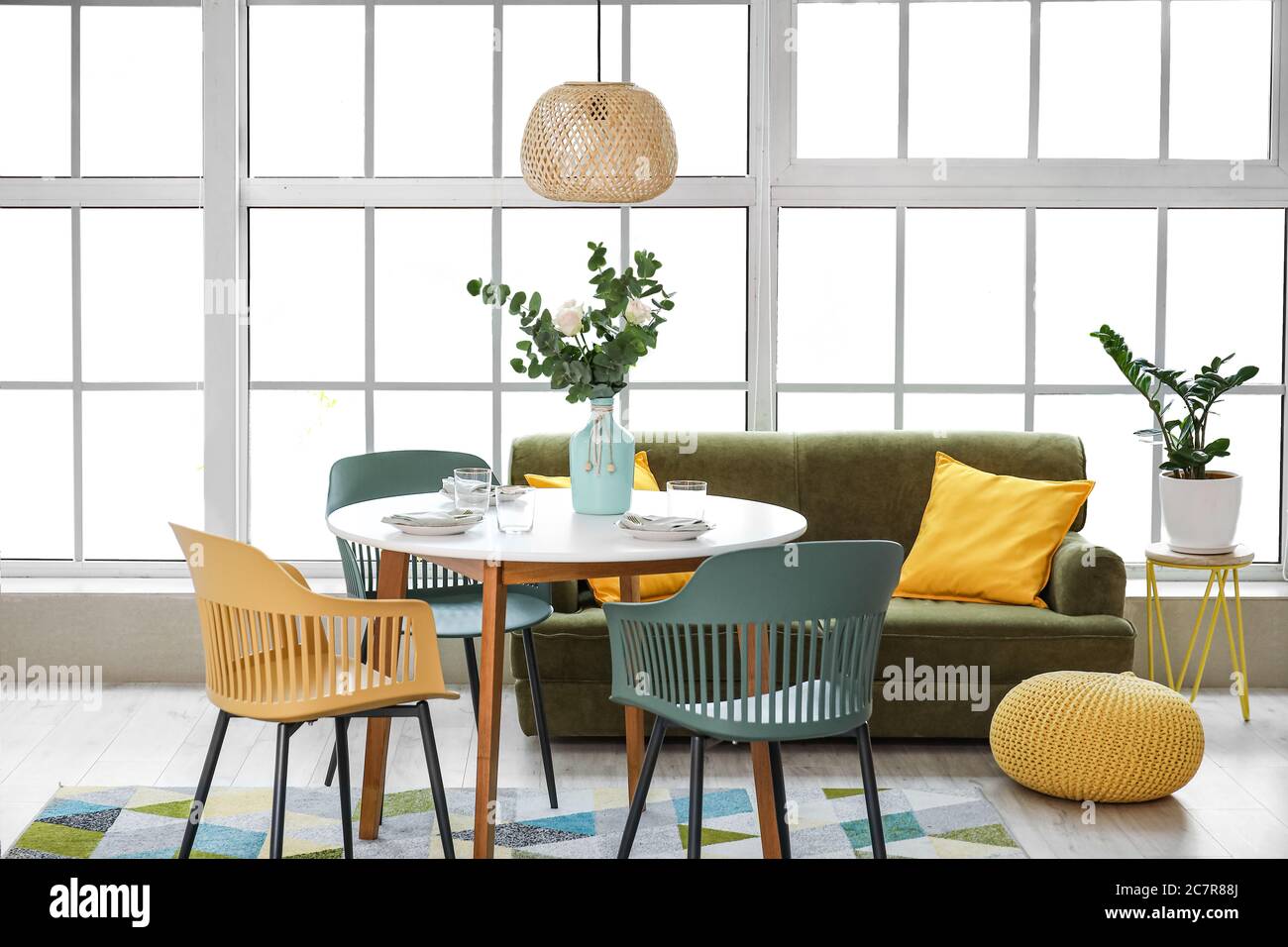 Interior of modern stylish dining room Stock Photo - Alamy
