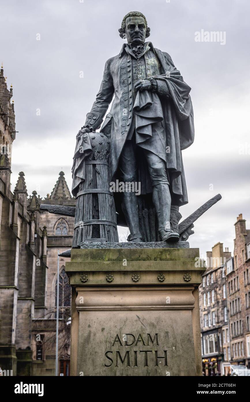 Adam Smith Statue next to St Giles Cathedral in Edinburgh, the capital of Scotland, part of United Kingdom Stock Photo