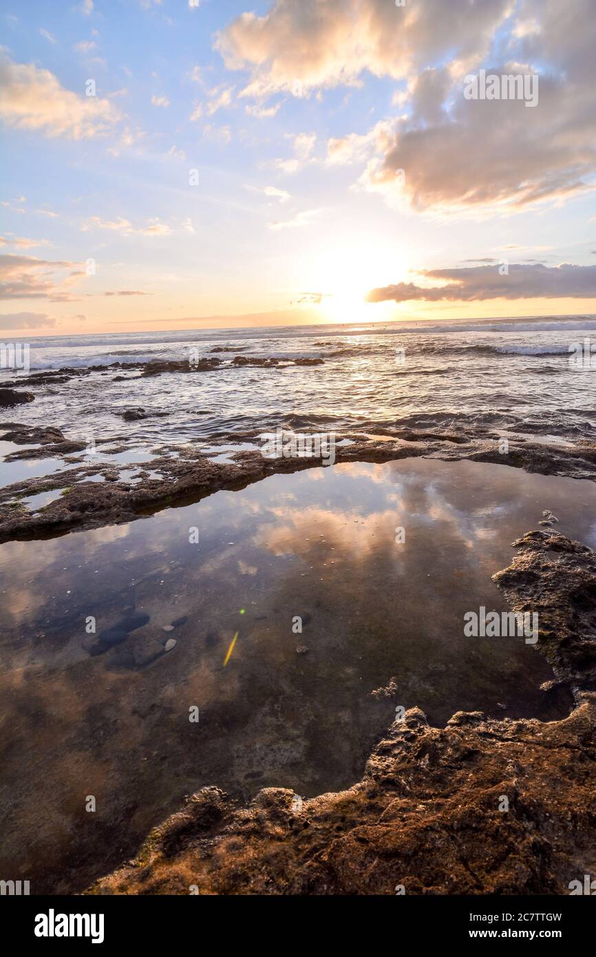 Sea Setting Example Photo Picture of The Sun Setting in the Sea Stock Photo - Alamy
