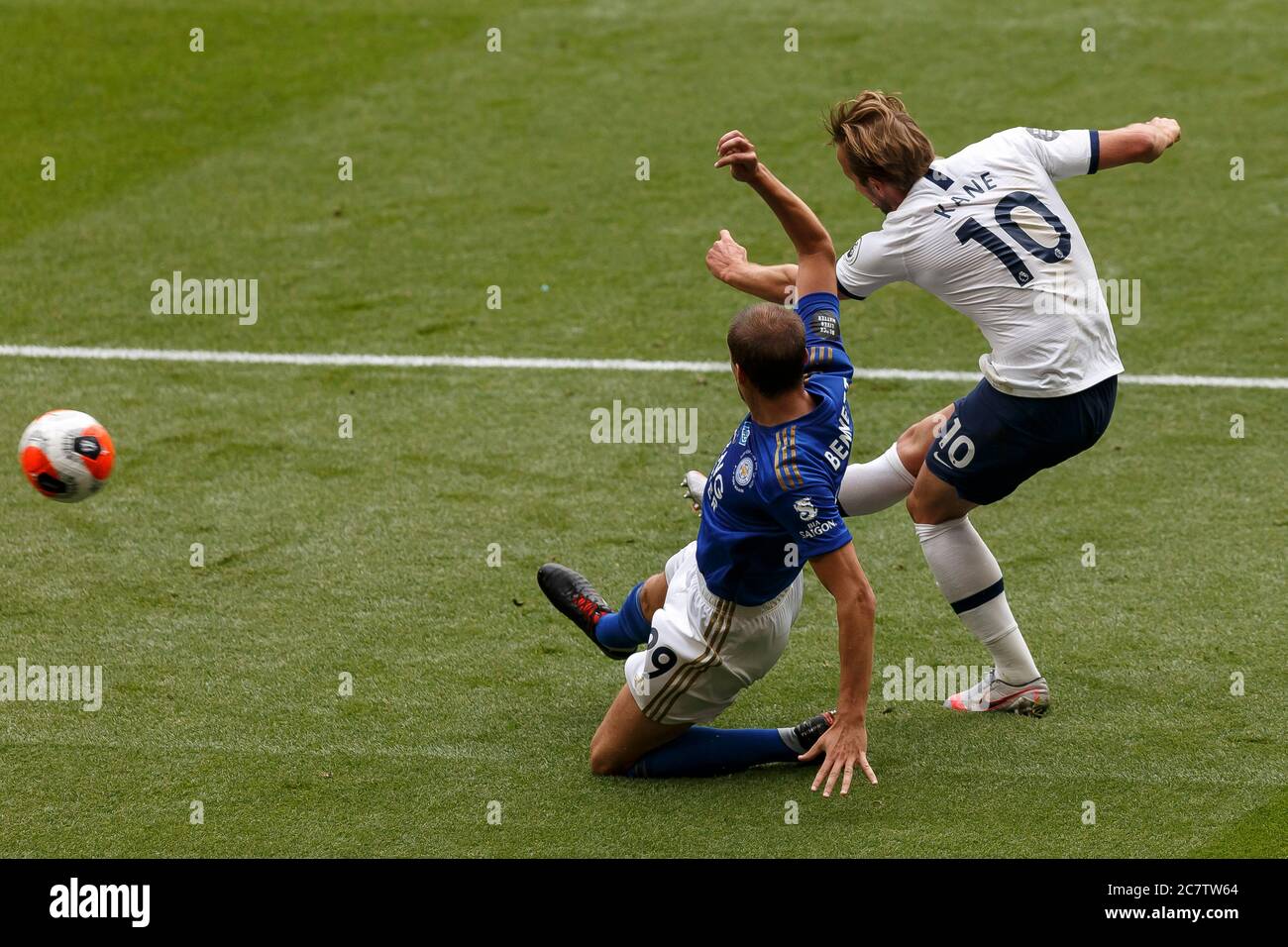 London, UK. 19th July, 2020. Harry Kane of Tottenham Hotspur scores their third goal to make the score 3-0 during the Premier League match between Tottenham Hotspur and Leicester City at the Tottenham Hotspur Stadium on July 19th 2020 in London, England. (Photo by Daniel Chesterton/phcimages.com) Credit: PHC Images/Alamy Live News Stock Photo