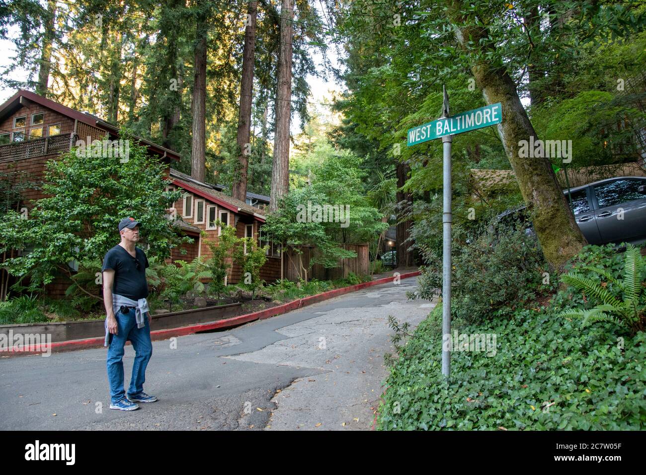 Neighborhoods in Larkspur, CA such as this one are surrounded by