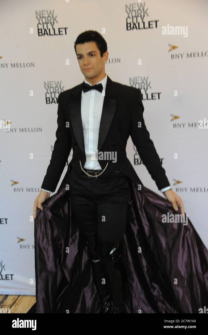 New York City Ballet Fall Fashion Gala 2019 Stock Photo Alamy